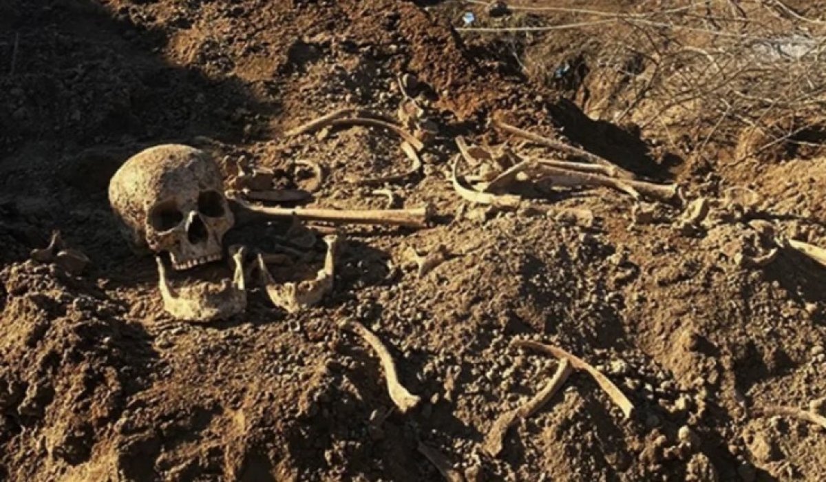 Shemonaıhadaǵy aýrýhana alańynan tabylǵan súıekter eldi dúrliktirdi