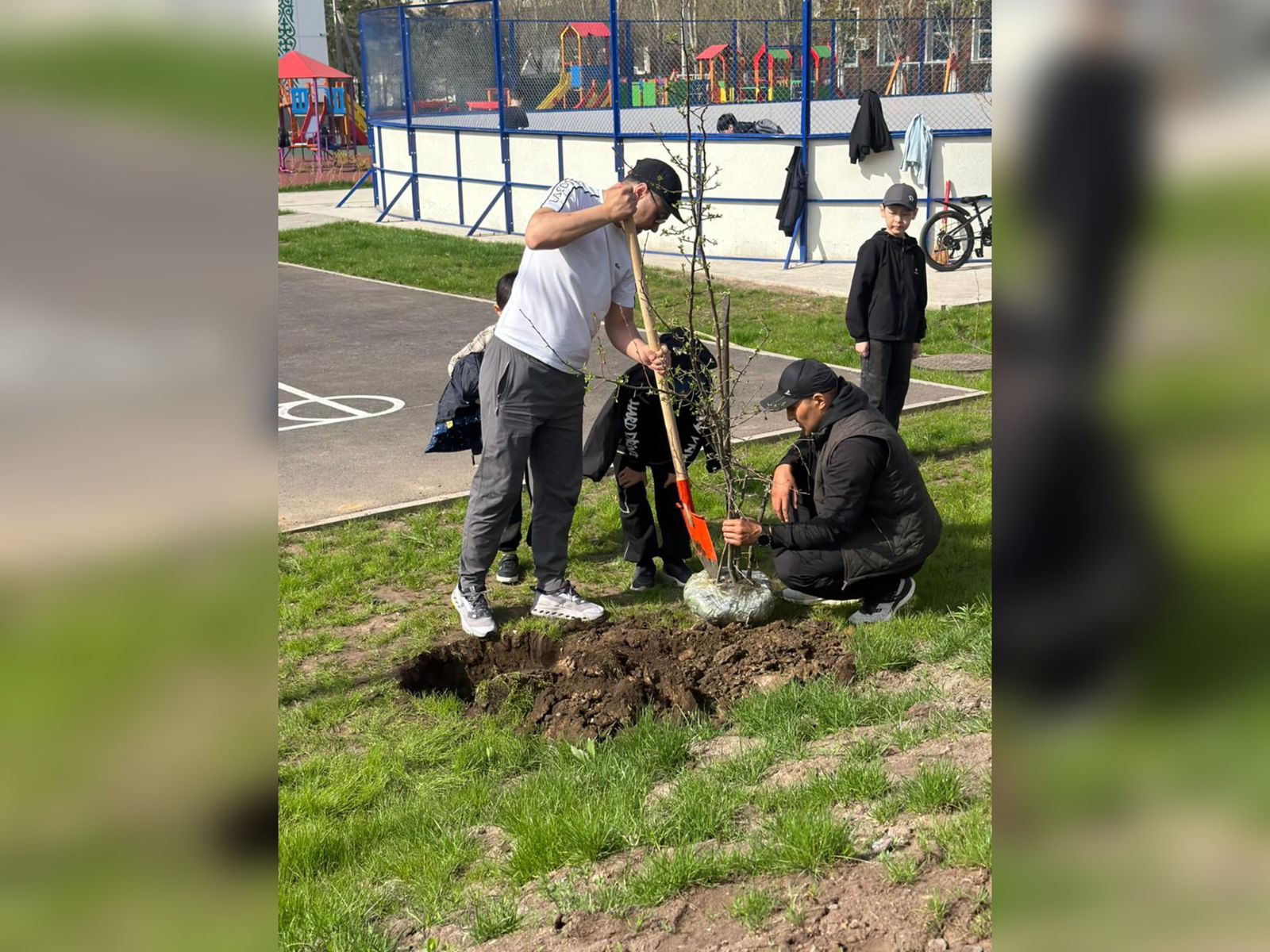 «Taza Qazaqstan»: Astanada mektep oqýshylary senbilikke qatysty