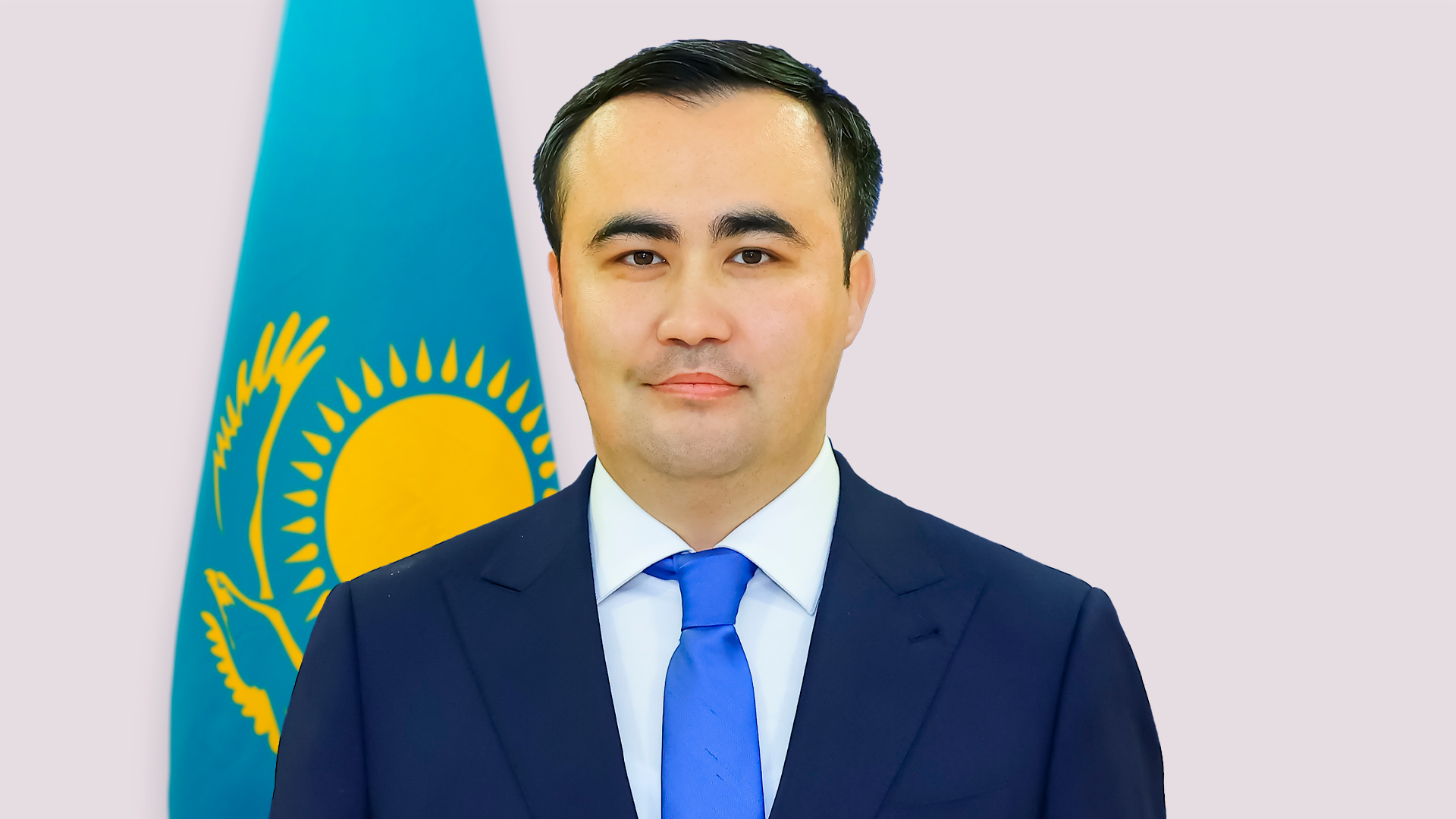 Erbol Tuıaqbaev eńbek qaýipsizdigin damytýdyń negizgi baǵyttaryn atady