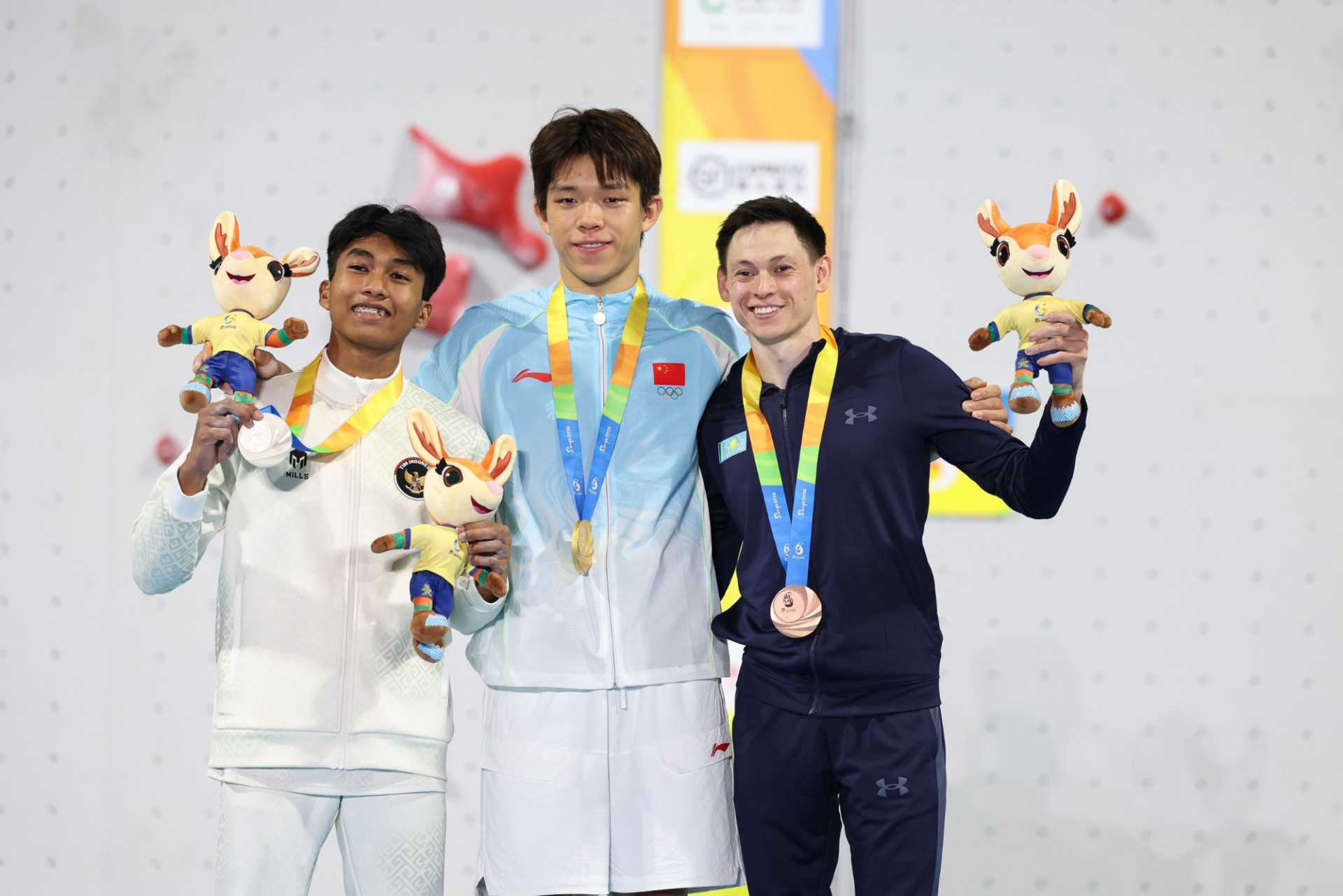 Rıshat Haıbýllın Azııa jaǵajaı oıyndarynda qola medal jeńip aldy