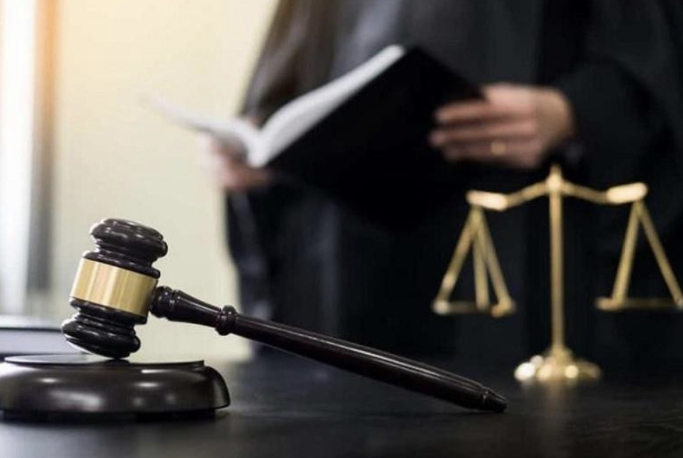 Attestattaýdan ótpegen jeke sot oryndaýshylar lısenzııasynan aıyrylady