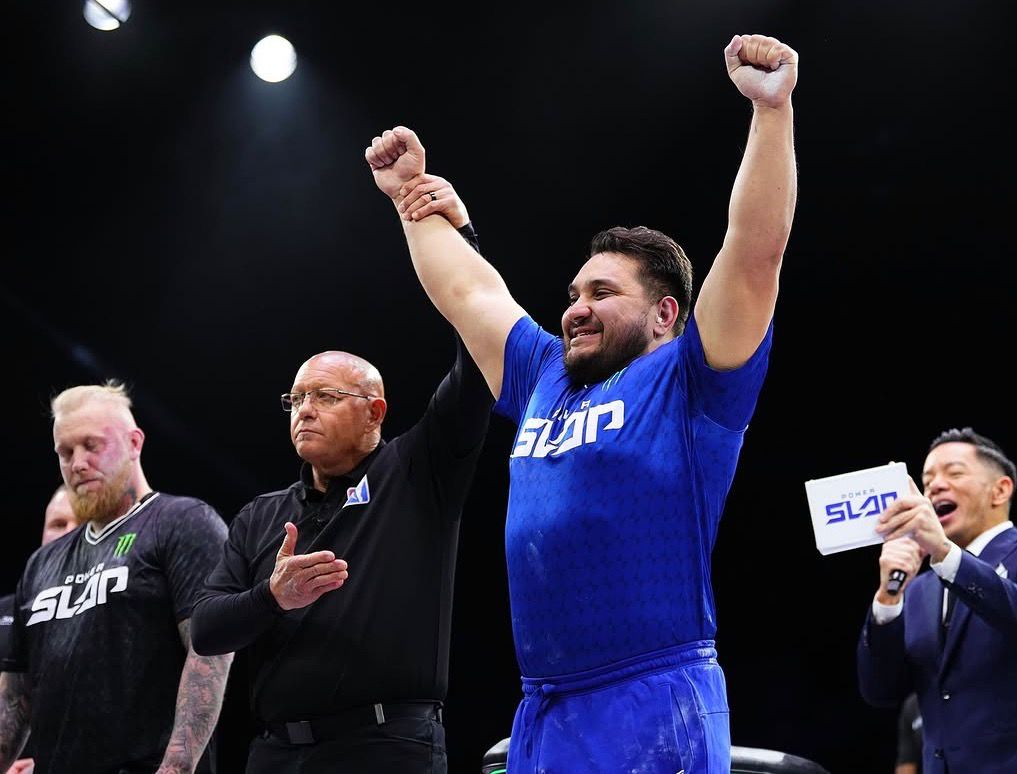 Otandasymyz Zakır Naımanbaev UFC lıgasynda úzdik úshtikke endi