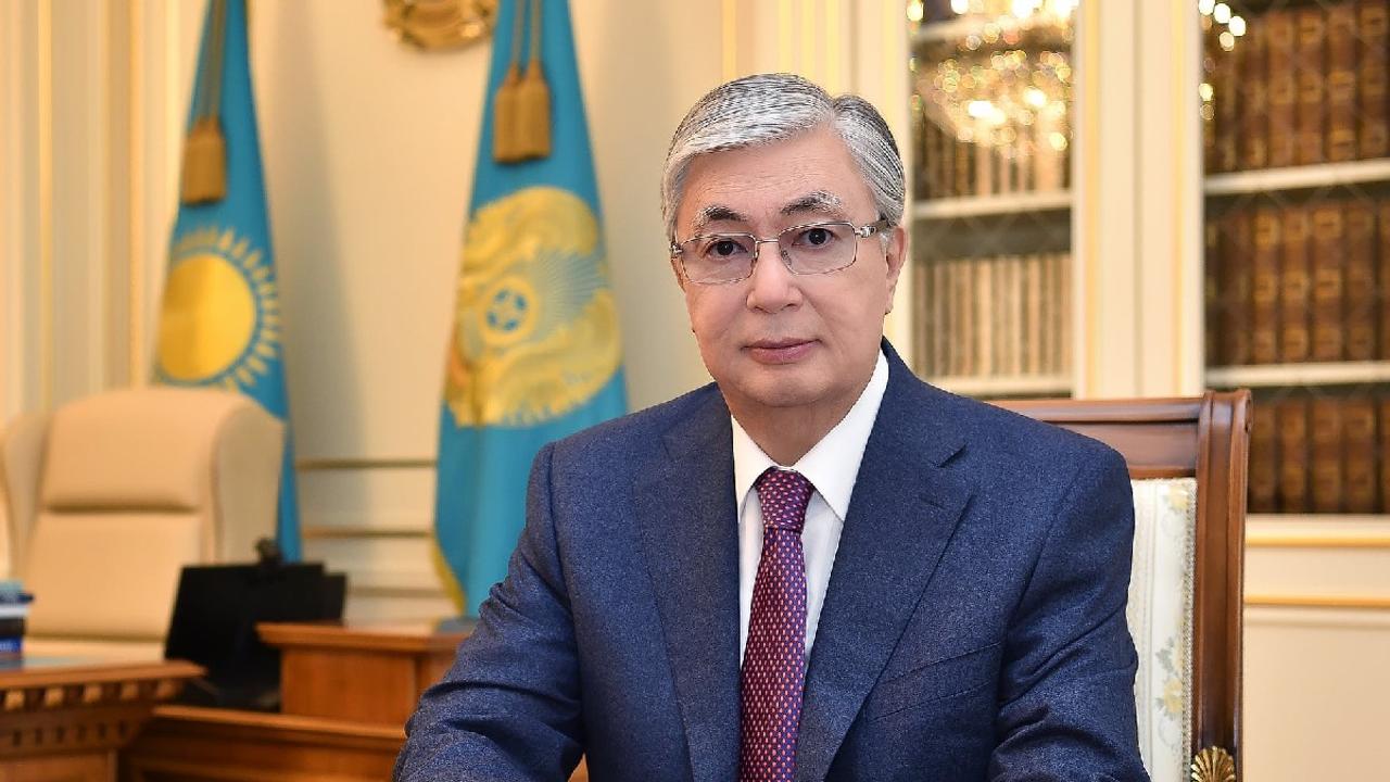 Prezıdent Qazaqstan halqyn Birlik kúnimen quttyqtady