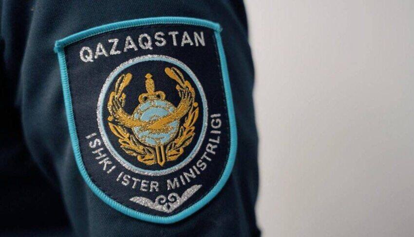 TikTok-taǵy tanystyq qymbatqa túsken: Jas jigit 2,3 mln teńgesinen aıyrylǵan