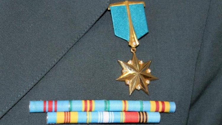 Uly Otan soǵysynyń ardageri Kenjebaı Mádenovke «Halyq qaharmany» ataǵy berildi