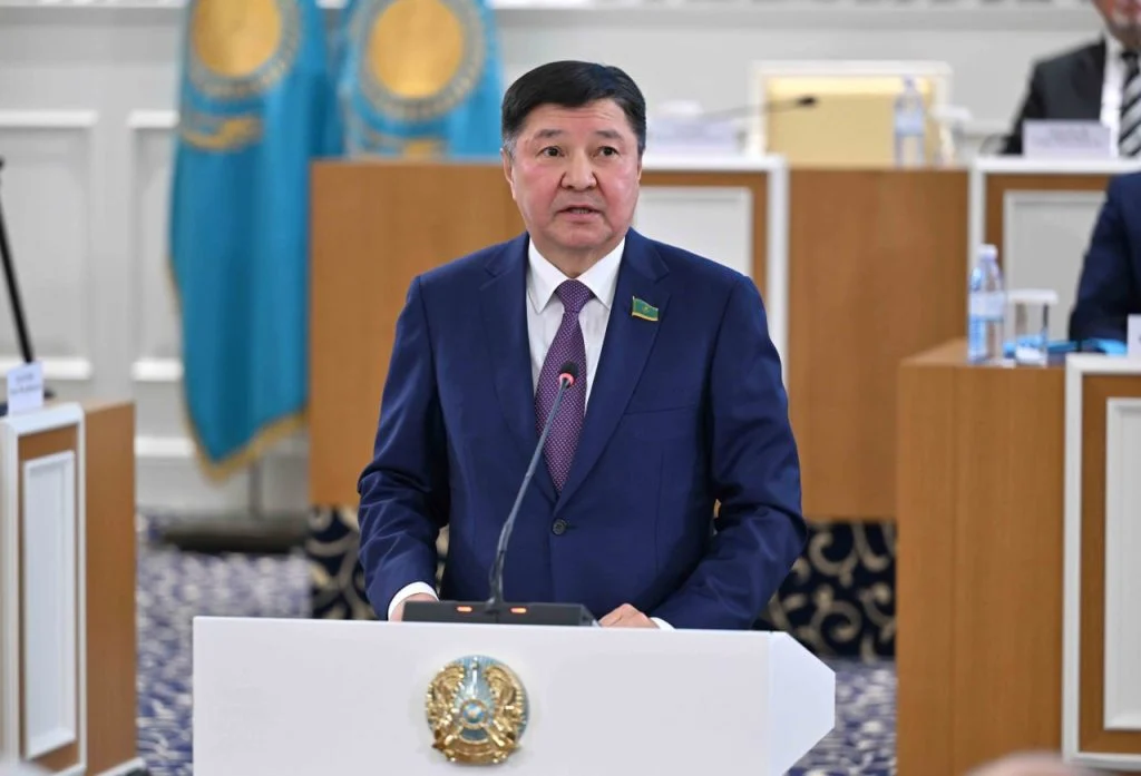 Prezıdent Adam quqyqtary jónindegi komıssııanyń tóraǵasyn taǵaıyndady