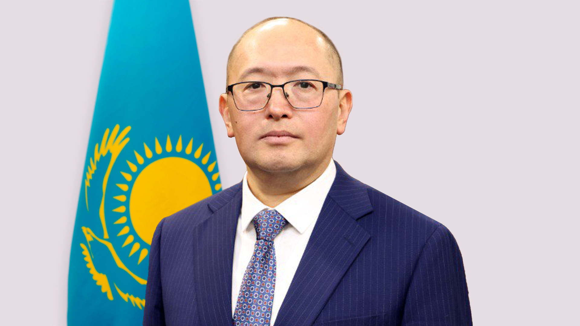 Shaǵyn jınaqty aýyl mektepterin qoldaýǵa erekshe mán berilgen