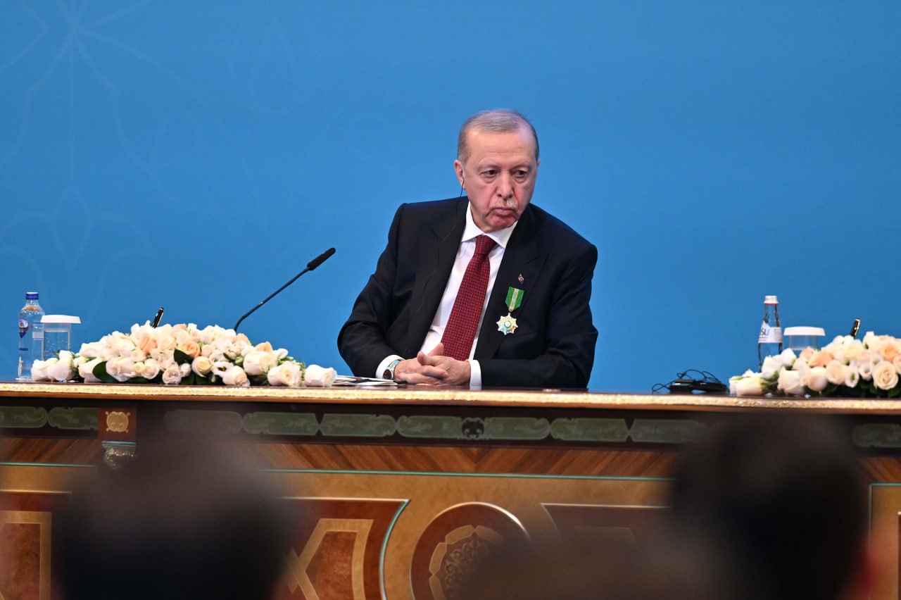 Erdoǵan Túrki álemi men Orta dálizdiń strategııalyq mańyzyn atap ótti
