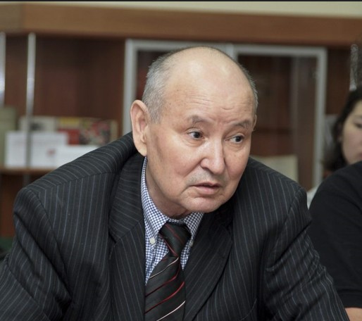 Sultanáli Balǵabaev, jazýshy-dramatýrg: Qandastarǵa qamqorlyq eldik ustanym bola beretinine senemin