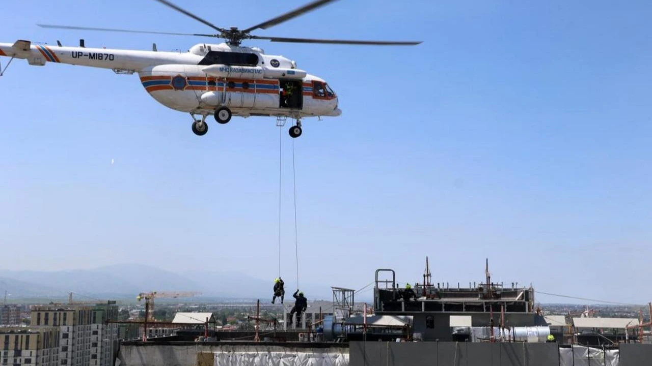 7 baldyq jer dúmpýine arnalǵan daıyndyq: Almatyda aýqymdy seısmojattyǵý ótti