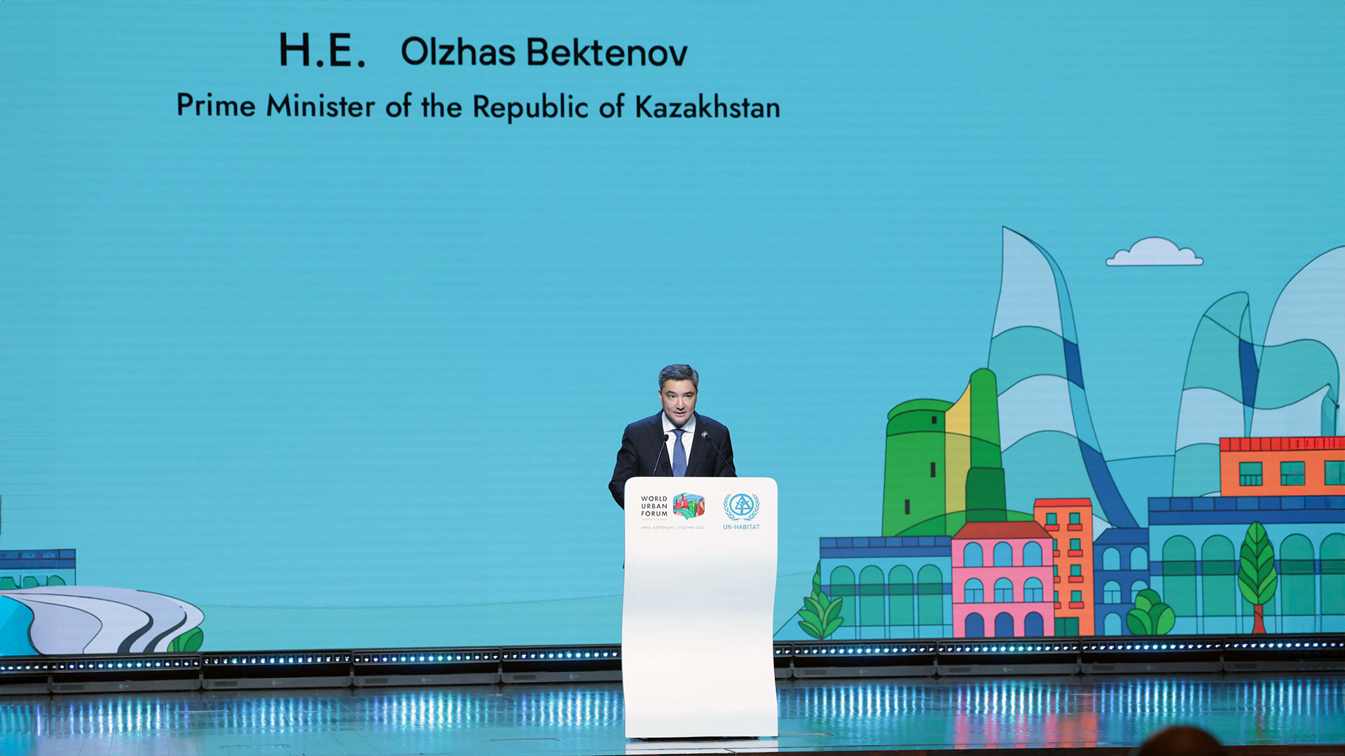 Oljas Bektenov Prezıdenttiń tapsyrmasy boıynsha Bakýde ótken World Urban Forum sessııasyna qatysty