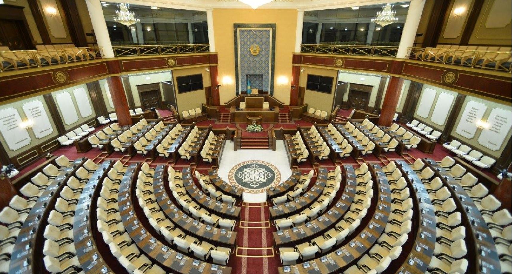 Jańa zań jobasy: Qazaqstanda bılik júıesi men saılaý tártibi qalaı ózgeredi?