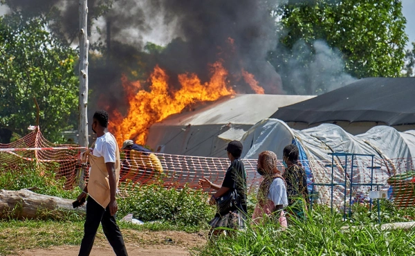 Kongoda Ebola indetinen qaıtys bolǵan naýqastyń týystary medısınalyq ortalyqty órtep jiberdi