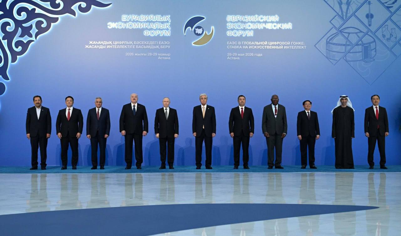 Prezıdent: Qazaqstan memlekettik basqarýda aqyldy platformalardy sátti engizip jatyr