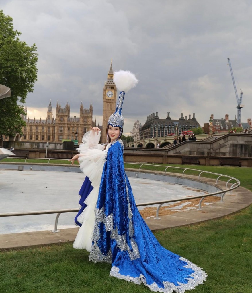 Londondaǵy Mıss Káýsar