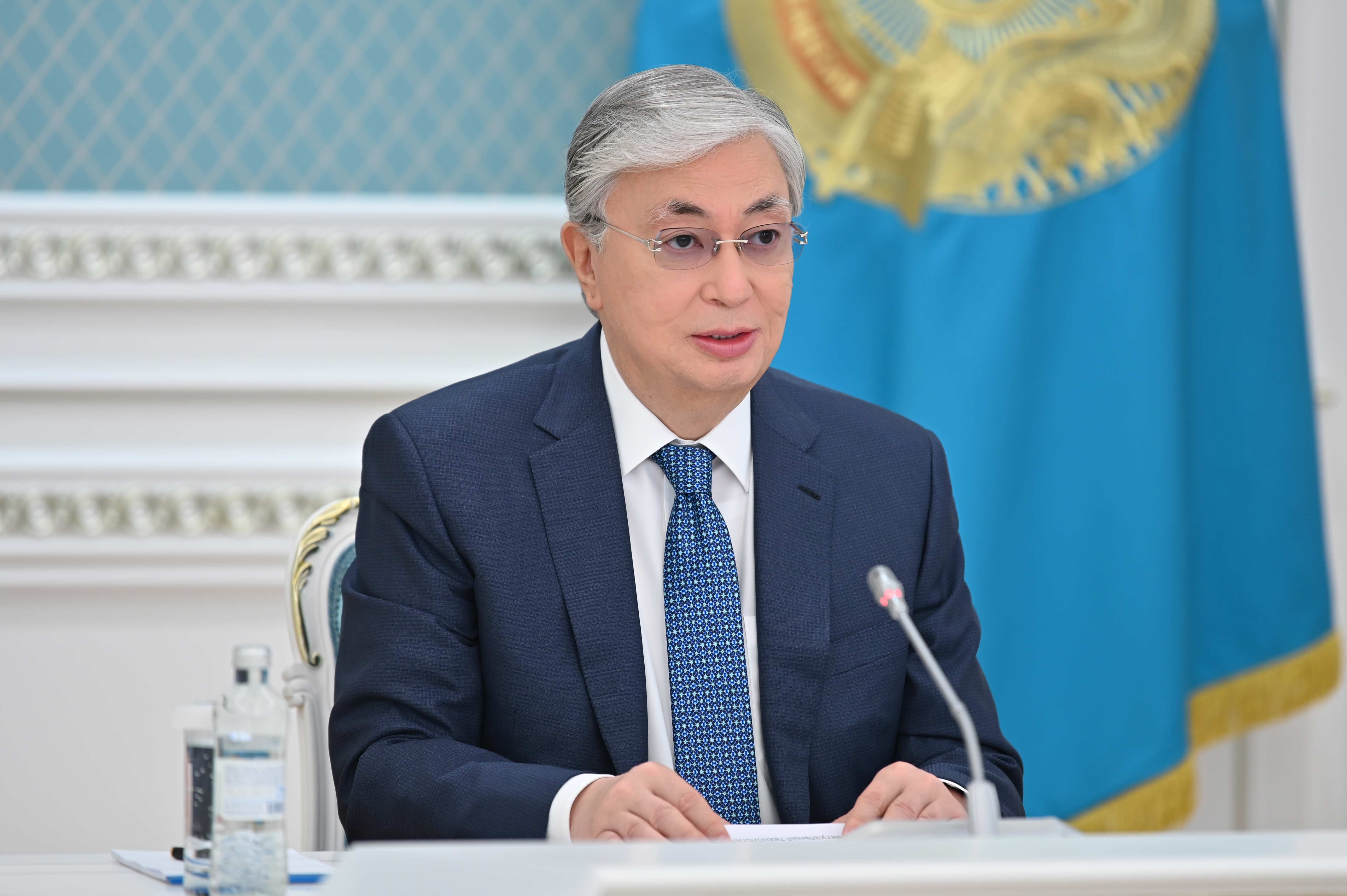 Memleket basshysy Halyqaralyq balalardy qorǵaý kúnimen quttyqtady  