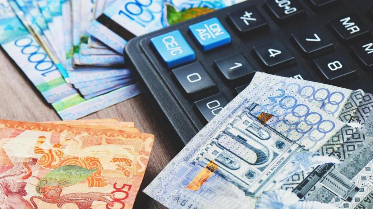 Úkimet Qazaqstandaǵy dekrettik tólemniń ortasha mólsherin jarııalady