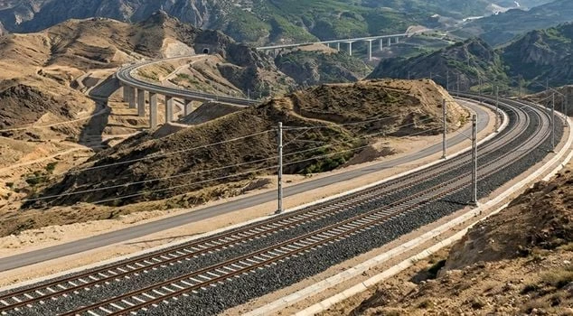Ormýz buǵazyna balama: Túrkııa men Saýd Arabııasy jańa temirjol dálizin salady