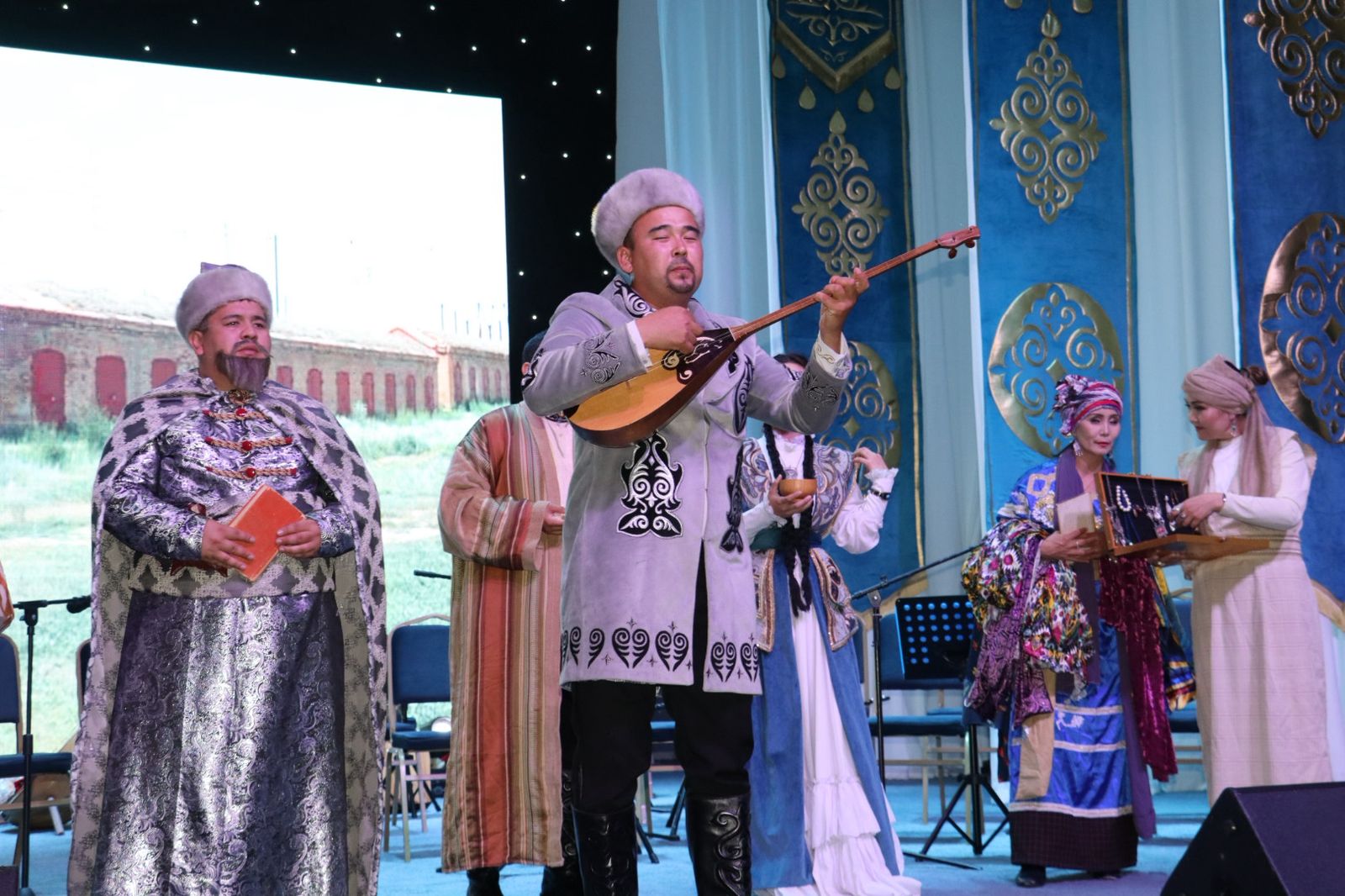 Muhıt baba izimen