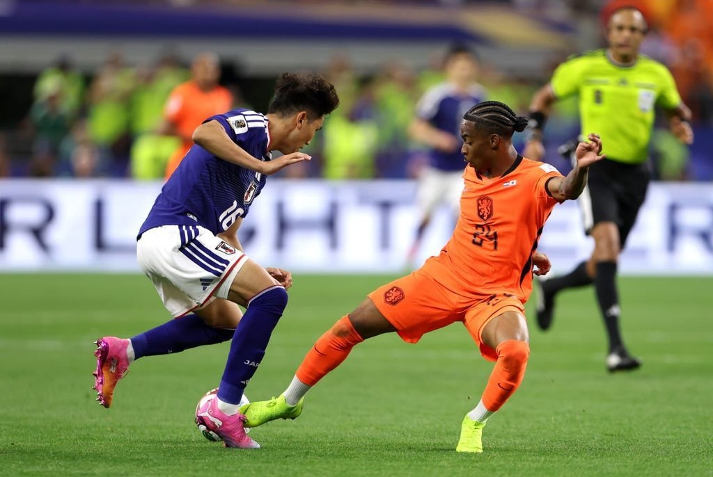 Álem chempıonaty: Nıderland pen Japonııa teń tústi